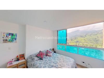 Apartamento de 3 alcobas en venta en Romera, Sabaneta, 76 m² · foto 3 de 9