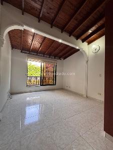 Casa de 3 alcobas en venta en Belen La Nubia, Medellín, 117 m² · foto 7 de 15