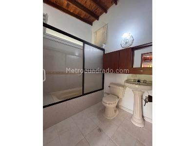Apartamento de 3 alcobas en venta en Belen, Medellín, 117 m² · foto 8 de 10