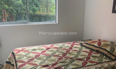 Apartamento de 3 alcobas en venta en Laureles La Castellana, Medellín, 75 m² · foto 8 de 11