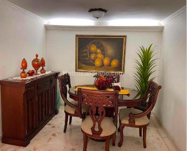 Apartamento en venta en La Almeria, Medellín · foto 3 de 9