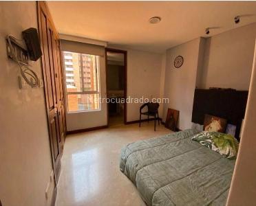 Apartamento de 4 alcobas en venta en Laureles, Medellín, 130 m² · foto 3 de 8