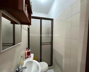 Casa de 4 alcobas en venta en Simon Bolivar, Medellín, 270 m² · foto 11 de 15