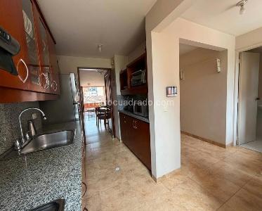 Apartamento en venta en Laureles, Medellín · foto 4 de 13