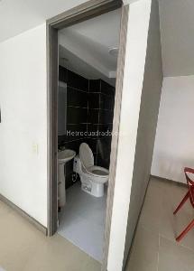 Apartamento en venta en Laureles La Almeria, Medellín · foto 6 de 18