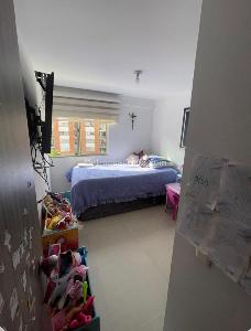 Apartamento en venta en Laureles La Almeria, Medellín · foto 8 de 18