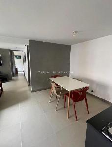 Apartamento en venta en Laureles La Almeria, Medellín · foto 5 de 18