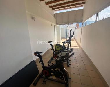 Apartamento de 3 alcobas en venta en Laureles, Medellín, 110 m² · foto 15 de 16