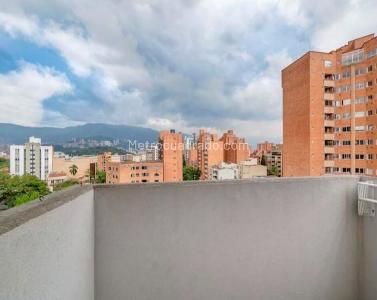 Apartamento de 3 alcobas en venta en Bolivariana, Medellín, 101 m² · foto 7 de 18