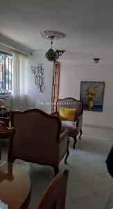 Casa de 5 alcobas en venta en Santa Monica 1, Medellín, 250 m² · foto 9 de 11
