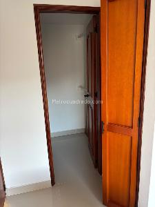 Apartamento de 4 alcobas en venta en La Almeria, Medellín, 100 m² · foto 17 de 20