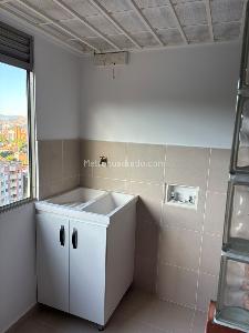 Apartamento de 4 alcobas en venta en La Almeria, Medellín, 100 m² · foto 5 de 20