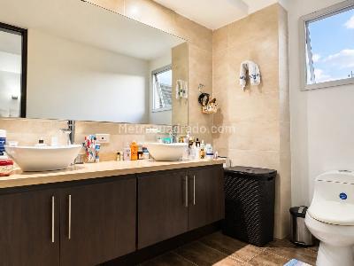 Casa de 5 alcobas en venta en Condominio Palma Real, Villavicencio, 994 m² · foto 14 de 20