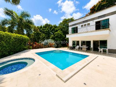 Casa de 5 alcobas en venta en El Rincón De Las Lomas, Villavicencio, 1110 m² · foto 3 de 20