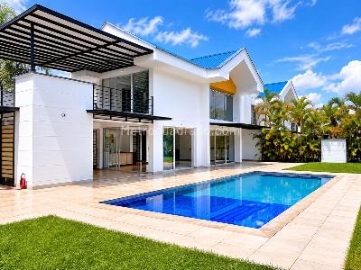 Casa de 4 alcobas en venta en Condominio Campestre Palma Real, Villavicencio, 235 m² · foto 13 de 20