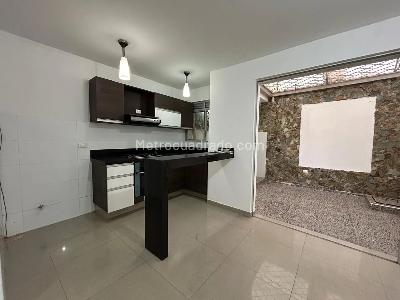 Casa de 4 alcobas en venta en Bosques De Rosablanca, Villavicencio, 140 m² · foto 2 de 12