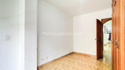 Apartamento de 3 alcobas en arriendo en La America, Medellín, 84 m² · foto 5 de 14