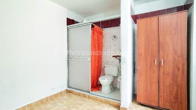 Apartamento de 3 alcobas en arriendo en La America, Medellín, 84 m² · foto 10 de 14