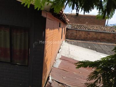Casa de 5 alcobas en venta en Acevedo, Bello, 206 m² · foto 8 de 9