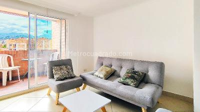 Apartamento de 3 alcobas en arriendo en Laureles, Medellín, 95 m² · foto 4 de 19