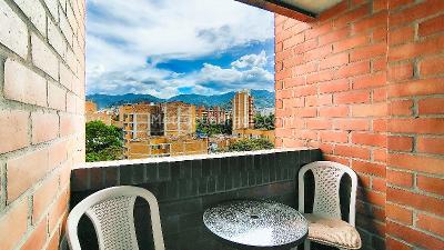 Apartamento de 3 alcobas en arriendo en Laureles, Medellín, 95 m² · foto 14 de 19
