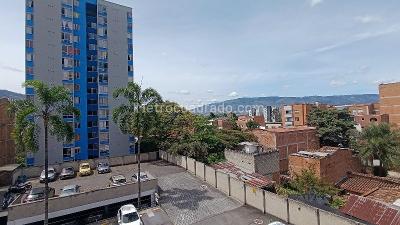 Apartamento de 2 alcobas en arriendo en La America, Medellín, 70 m² · foto 5 de 20