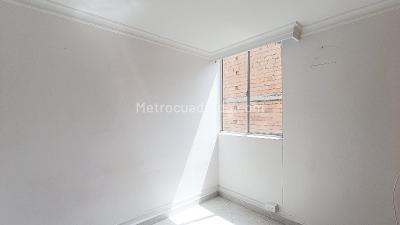 Apartamento de 2 alcobas en arriendo en La America, Medellín, 70 m² · foto 9 de 20