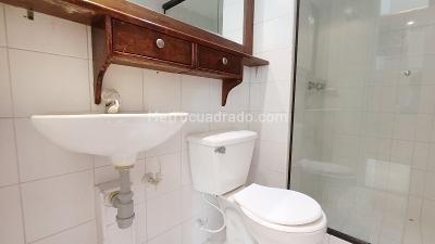 Apartamento de 2 alcobas en arriendo en La America, Medellín, 70 m² · foto 12 de 20