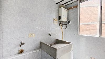 Apartamento de 2 alcobas en arriendo en La America, Medellín, 70 m² · foto 15 de 20