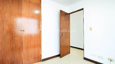 Apartamento de 3 alcobas en venta en Laureles, Medellín, 63 m² · foto 6 de 16
