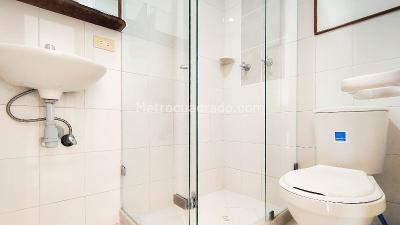 Apartamento de 3 alcobas en venta en Laureles, Medellín, 63 m² · foto 13 de 16