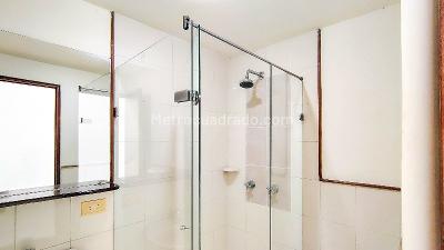 Apartamento de 3 alcobas en venta en Laureles, Medellín, 63 m² · foto 14 de 16