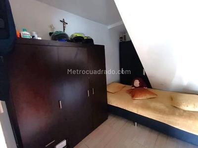 Casa de 4 alcobas en venta en Florencia, Medellín, 126 m² · foto 11 de 19