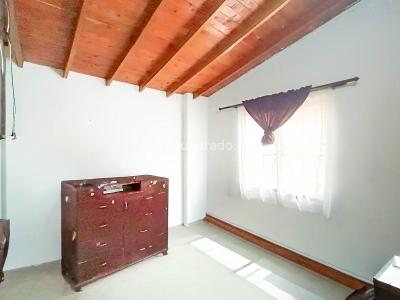 Casa de 2 alcobas en venta en Boyaca Las Brisas, Medellín, 69 m² · foto 2 de 11