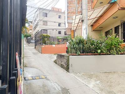 Casa de 2 alcobas en venta en Boyaca Las Brisas, Medellín, 69 m² · foto 11 de 11