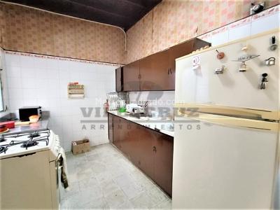 Casa de 4 alcobas en venta en La Castellana, Medellín, 241 m² · foto 3 de 20
