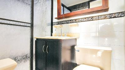 Apartamento de 3 alcobas en venta en Laureles, Medellín, 111 m² · foto 18 de 20