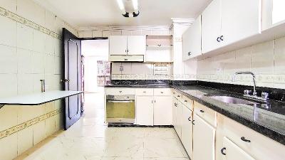 Apartamento de 3 alcobas en venta en Laureles, Medellín, 111 m² · foto 4 de 20