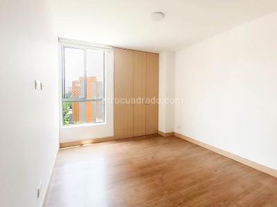 Apartamento de 3 alcobas en venta en Laureles, Medellín, 104 m² · foto 8 de 20