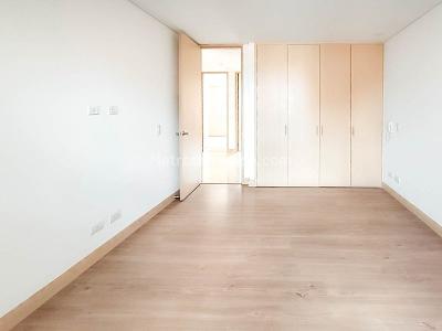 Apartamento de 3 alcobas en venta en Laureles, Medellín, 104 m² · foto 9 de 20