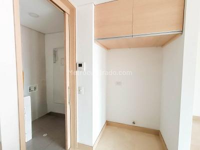 Apartamento de 3 alcobas en venta en Laureles, Medellín, 104 m² · foto 11 de 20