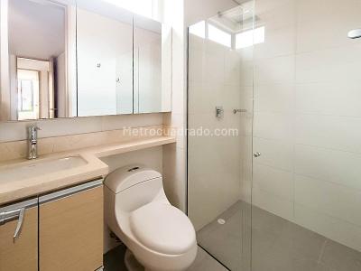 Apartamento de 3 alcobas en venta en Laureles, Medellín, 104 m² · foto 14 de 20