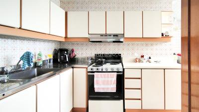 Apartamento de 3 alcobas en venta en Laureles, Medellín, 153 m² · foto 4 de 19