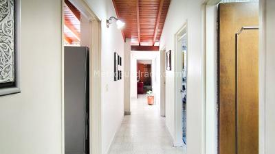 Apartamento de 3 alcobas en venta en Laureles, Medellín, 153 m² · foto 5 de 20