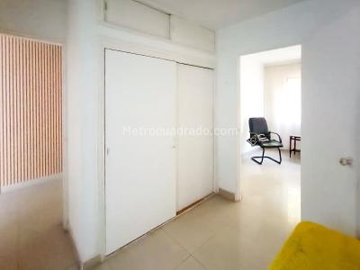 Apartamento en venta en Laureles, Medellín · foto 7 de 14
