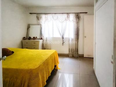 Apartamento en venta en Laureles, Medellín · foto 8 de 14