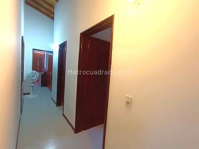 Apartamento en venta en Simon Bolivar, Medellín · foto 5 de 14