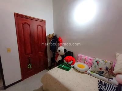 Apartamento en venta en Simon Bolivar, Medellín · foto 10 de 14