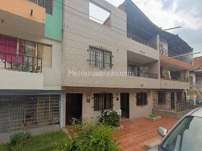 Apartamento de 4 alcobas en venta en San Javier, Medellín, 90 m² · foto 14 de 15