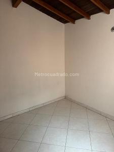 Casa de 5 alcobas en venta en Las Palmas, Medellín, 409 m² · foto 2 de 20